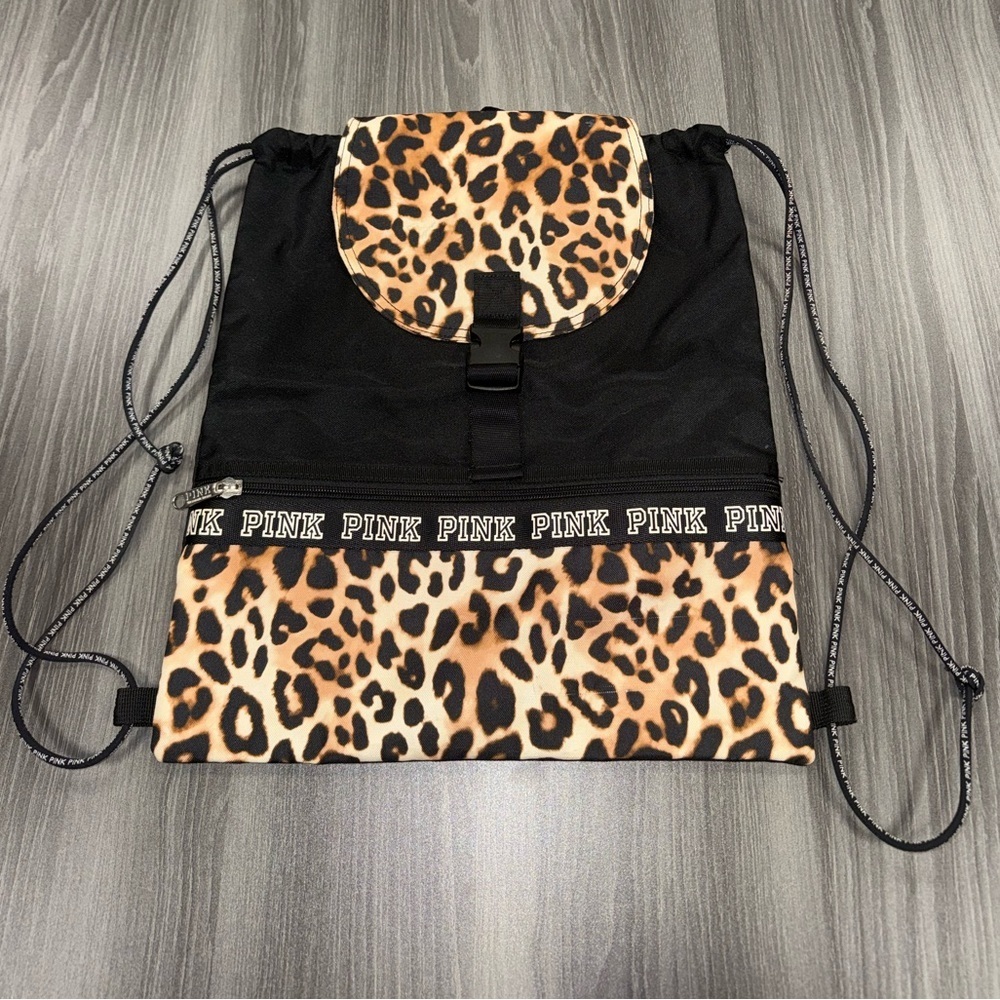 PINK Victoria’s Secret Black & Leopard Print Drawstring Backpack Shoulder Bag - Picture 8 of 8